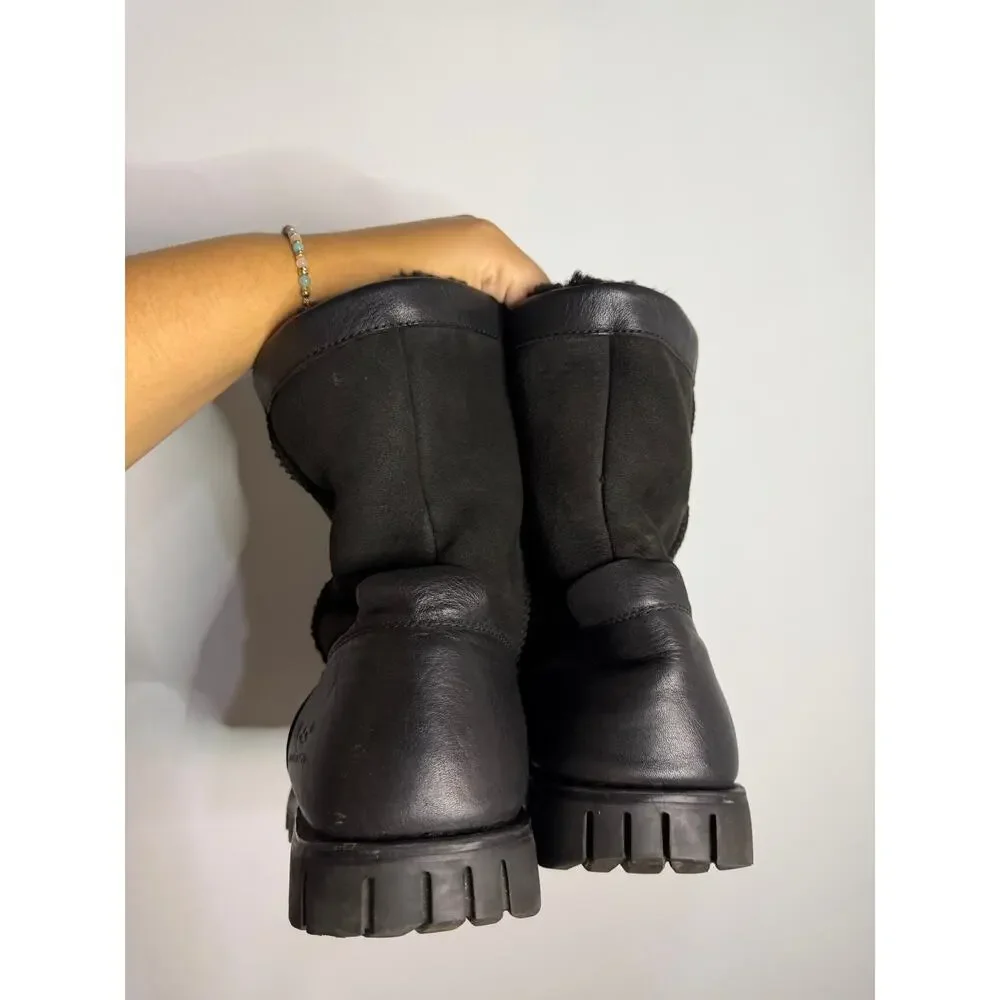 UGG Men's Beacon leather and suede boots with rugged rubber outsoles Men Size 11